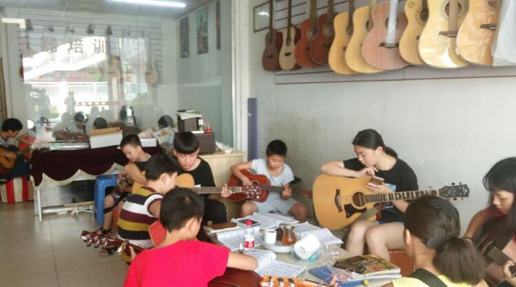 虎门乐器培训中心，虎门吉他速成培训班，虎门琴行